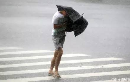 南寧暴雨
